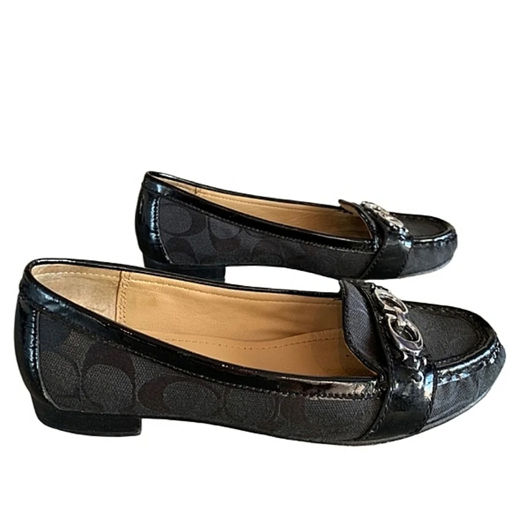 COACH Enrica Jacquard Patent Logo Flats Loafers Shoes EUC
